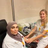 Foto van Nikki en Samira